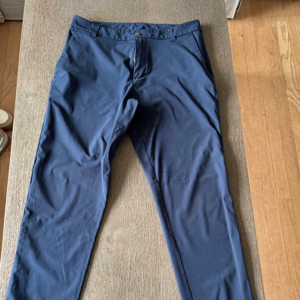 Lululemon men’s size 32 Casual Work Pants